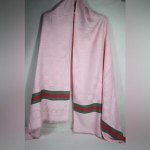 Authentic Gucci  Wrap 65% Cashmere 35% Silk Stole Shawl Multicolor Used